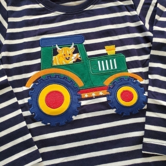 Highland Cow and Tractor Applique Long-Sleeve Top - Picture 3 of 16